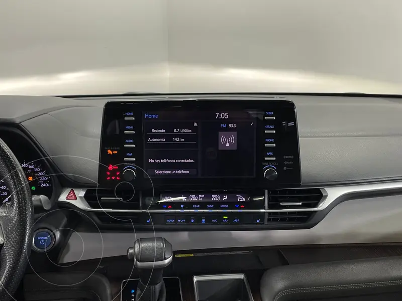 toyota sienna-hev