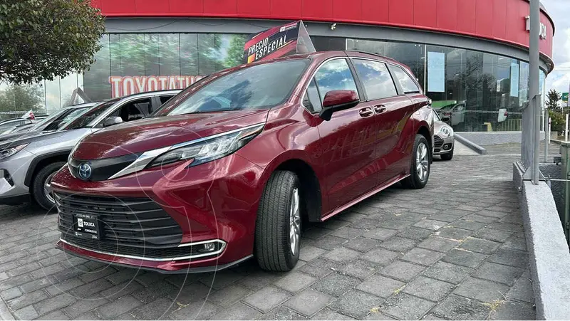 Foto Toyota Sienna HEV XLE Piel usado (2022) color Rojo precio $869,000