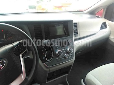 foto Toyota Sienna CE 3.5L usado (2017) color Blanco precio $340,000