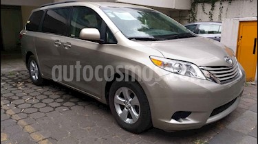 foto Toyota Sienna LE 3.5L usado (2017) color Beige precio $378,000