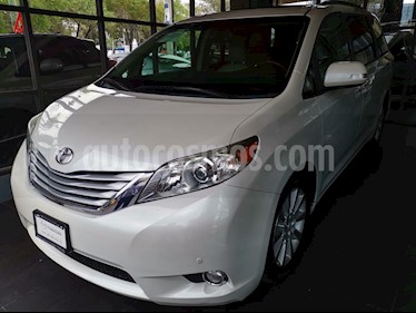 Foto venta Auto usado Toyota Sienna Limited 3.3L (2013) color Blanco precio $355,000