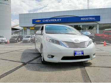 foto Toyota Sienna Limited 3.5L usado (2015) color Blanco precio $406,000