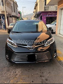 foto Toyota Sienna Limited 3.5L usado (2018) color Negro precio $639,000