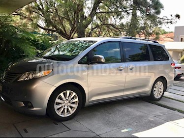 Toyota Sienna Limited 3.5L usado (2013) color Azul Electrico precio $350,000