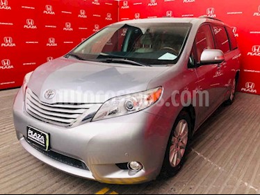 Toyota Sienna Limited 3.5L usado (2014) color Plata precio $375,000