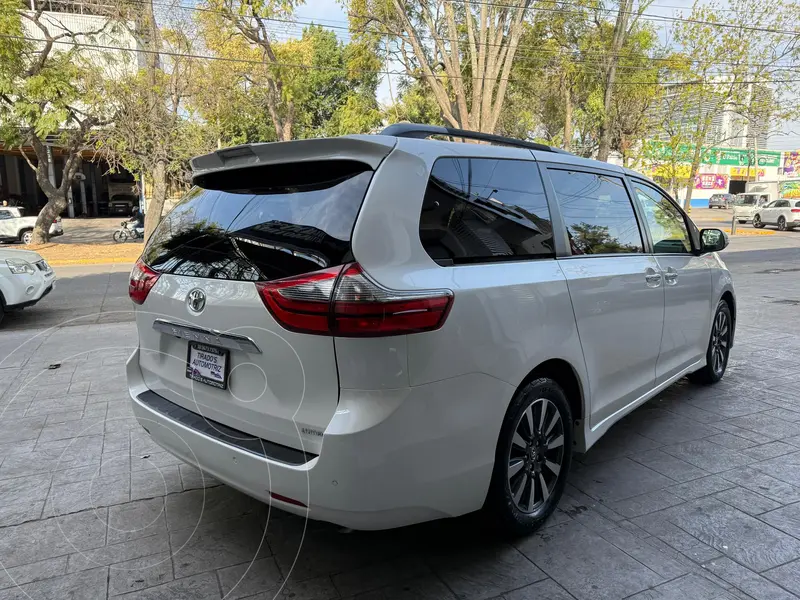 toyota sienna