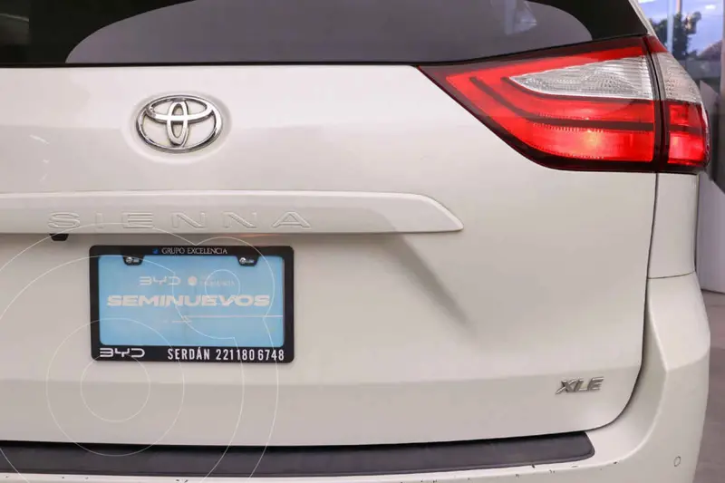 toyota sienna