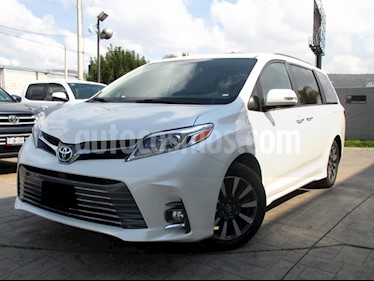 foto Toyota Sienna Limited usado (2020) color Blanco precio $760,600