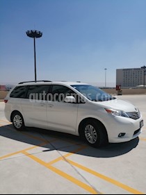 Toyota Sienna XLE 3.3L usado (2015) color Blanco precio $345,000