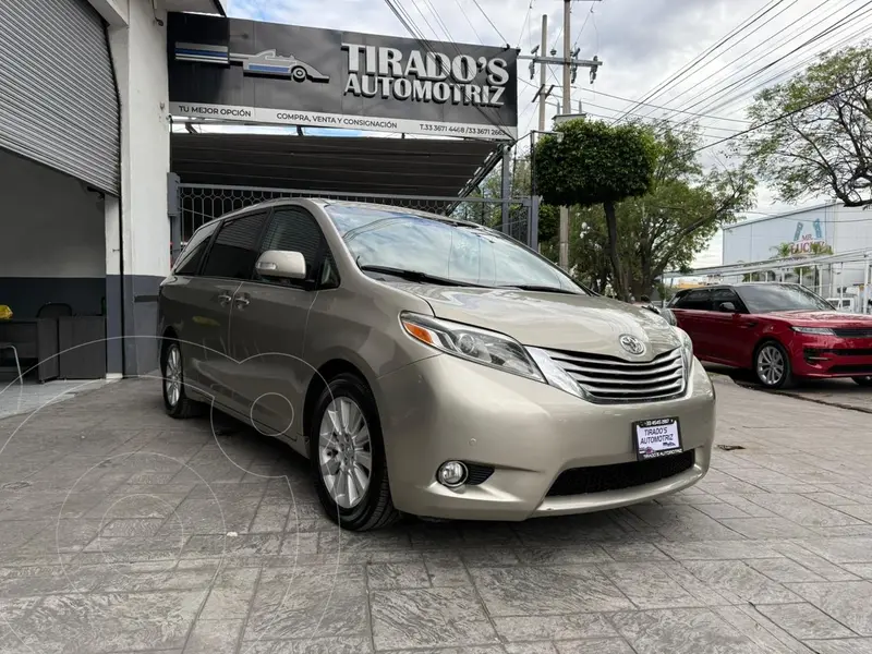 toyota sienna