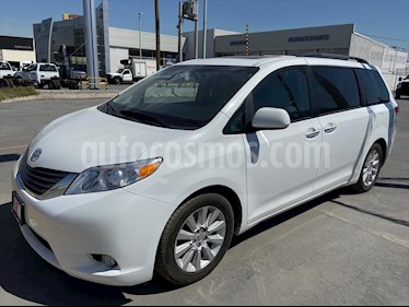 Toyota Sienna XLE 3.5L Piel usado (2014) color Blanco precio $258,000