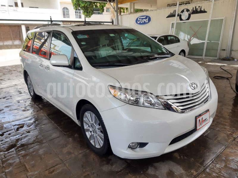 foto Toyota Sienna Limited 3.5L usado (2014) color Plata precio $299,000