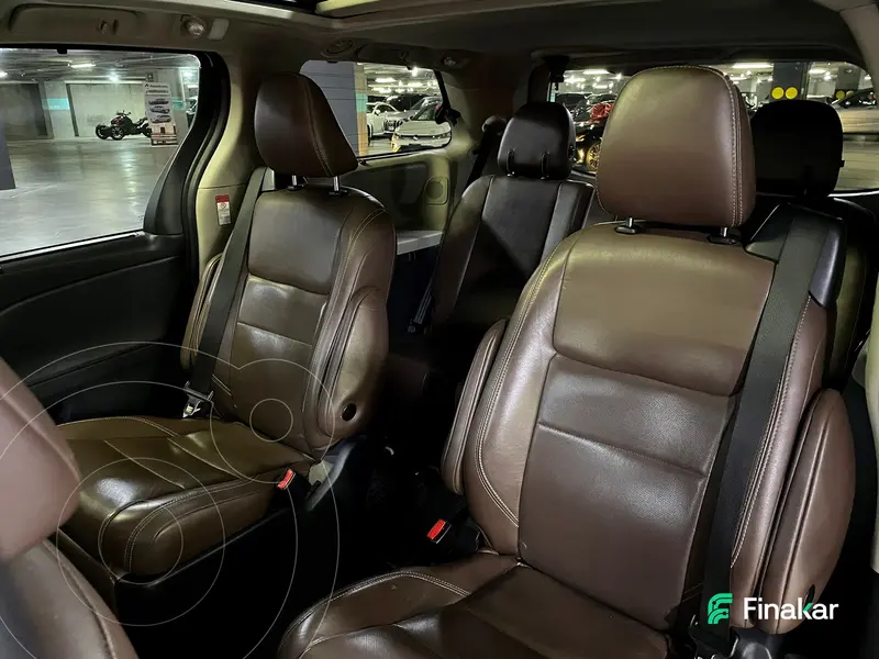 toyota sienna