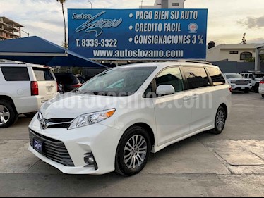 Toyota Sienna XLE 3.5L usado (2019) color Blanco precio $499,900