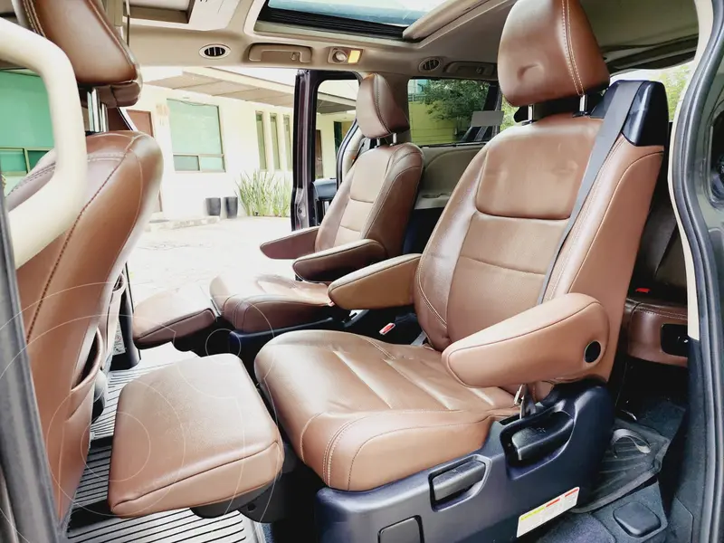 toyota sienna