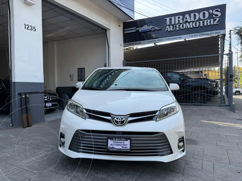 toyota sienna