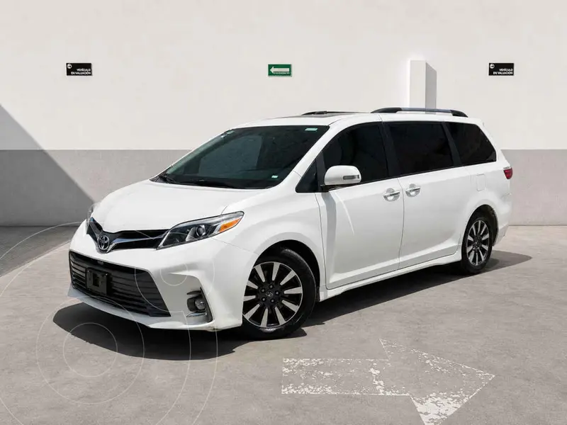 Foto Toyota Sienna Limited 3.5L usado (2018) color Blanco financiado en mensualidades(enganche $103,180 mensualidades desde $10,179)