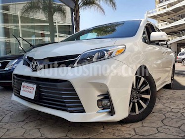 Toyota Sienna 5p Limited V6/3.5 Aut usado (2018) color Blanco precio $590,000