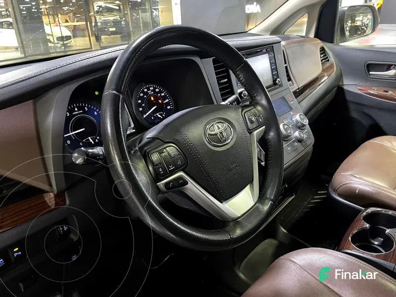 toyota sienna