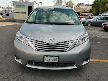 foto Toyota Sienna LE 3.5L usado (2016) color Plata precio $299,500