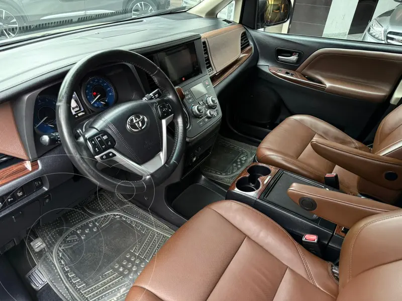 toyota sienna