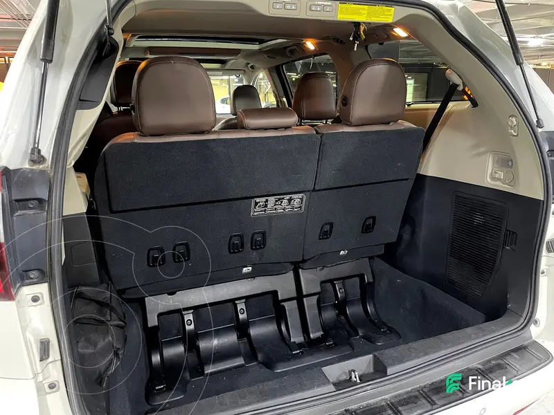 toyota sienna