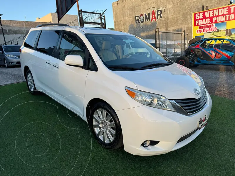 Foto Toyota Sienna XLE 3.5L Piel usado (2014) color Blanco precio $259,999