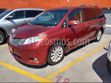 Toyota Sienna XLE 3.5L usado (2014) color Rojo precio $329,000