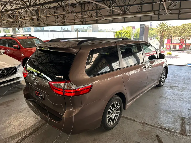 toyota sienna