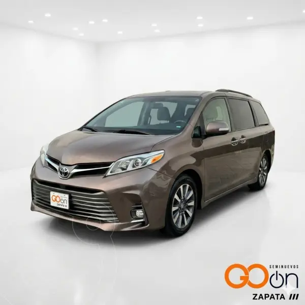 Foto Toyota Sienna Limited usado (2020) color TOYS VINO precio $490,000