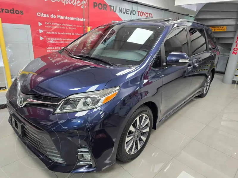 Foto Toyota Sienna Limited usado (2020) color Azul financiado en mensualidades(enganche $140,800 mensualidades desde $13,890)