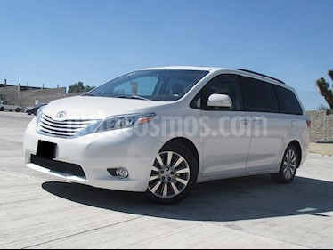 foto Toyota Sienna Limited 3.5L usado (2015) color Blanco precio $445,000