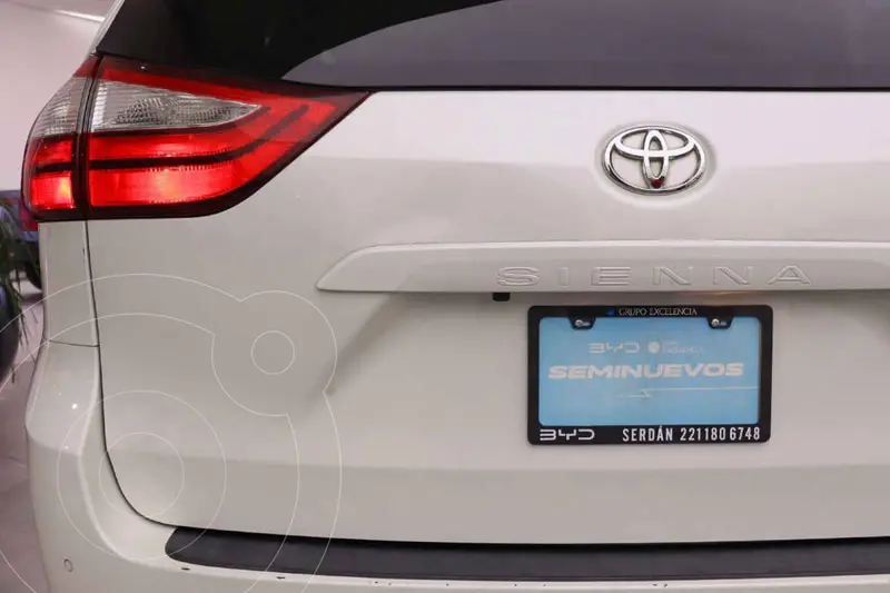 toyota sienna