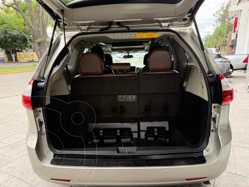 toyota sienna