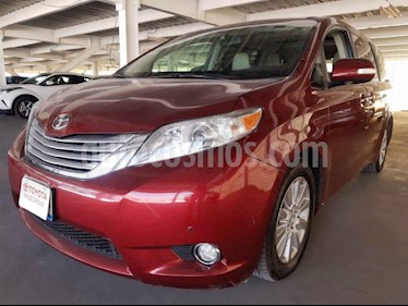 Toyota Sienna 5p Limited V6/3.5 Aut usado (2014) color Rojo precio $360,000
