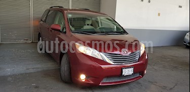 Foto venta Auto usado Toyota Sienna XLE 3.3L (2014) color Rojo precio $274,900