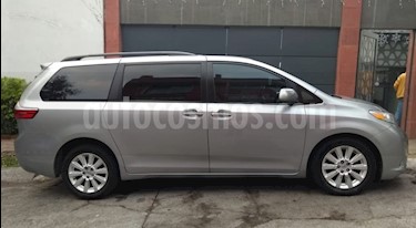 foto Toyota Sienna XLE 3.5L Piel usado (2016) color Plata precio $370,000