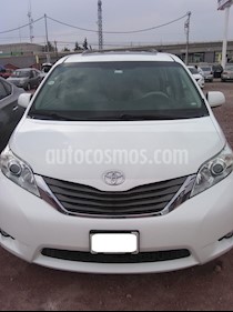 foto Toyota Sienna XLE 3.5L Piel usado (2011) color Blanco precio $218,000