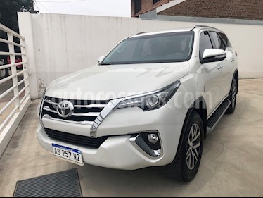 Toyota SW4 SRX 7 Pas Aut usado (2017) color Blanco Perla precio $3.200.000