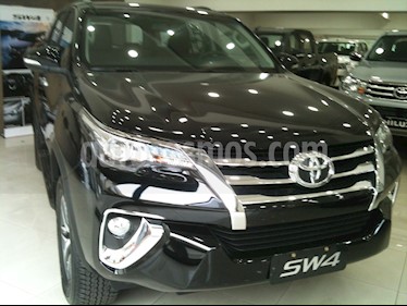 foto Toyota SW4 SRX 7 Pas Aut nuevo color Gris Oscuro precio $3.497.900