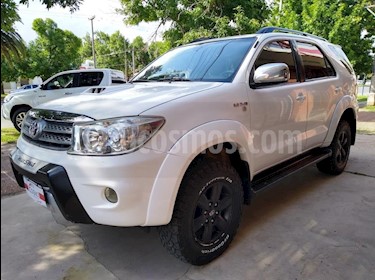 Foto Toyota SW4 3.0 Cuero Aut usado (2010) color Blanco precio $1.111.111