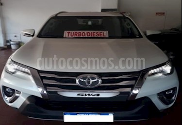 Toyota SW4 SRX 7 Pas Aut usado (2018) color Blanco precio $2.800.000