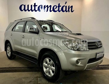 Toyota SW4 SRV Cuero usado (2009) color Gris Claro precio $1.590.000