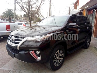 foto Toyota SW4 SRX 7 Pas Aut usado (2016) color Negro precio $1.111.111