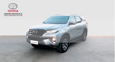 foto Toyota SW4 SRX 7 Pas Aut usado (2016) color Gris Claro precio $1.790.000