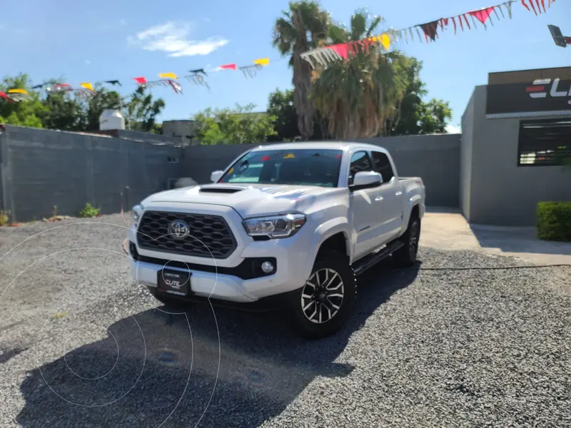 Foto Toyota Tacoma TRD Sport 4x4 usado (2020) color Blanco precio $629,900