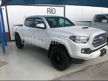 Toyota Tacoma TRD Sport 4x4 usado (2017) color Blanco precio $529,000