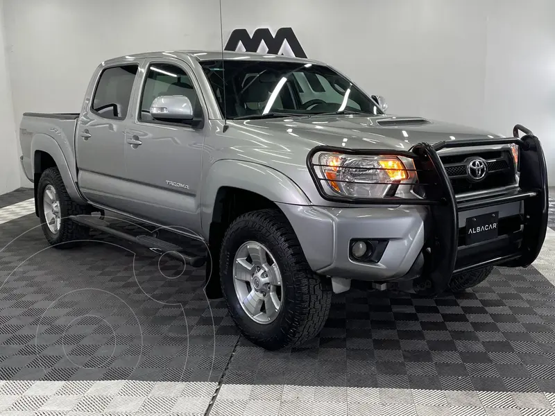 Foto Toyota Tacoma TRD Sport 4x4 usado (2014) color plateado precio $337,999