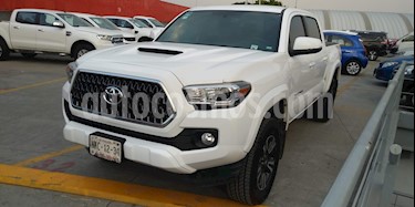 foto Toyota Tacoma TRD Sport 4x4 usado (2019) color Blanco precio $589,000