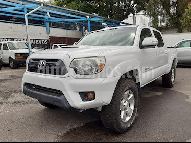 foto Toyota Tacoma TRD Sport usado (2015) color Blanco precio $322,000
